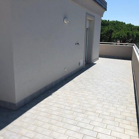 Appartamenti Abel Riccione Exteriör bild