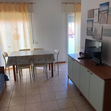 Appartamenti Abel Riccione Exteriör bild